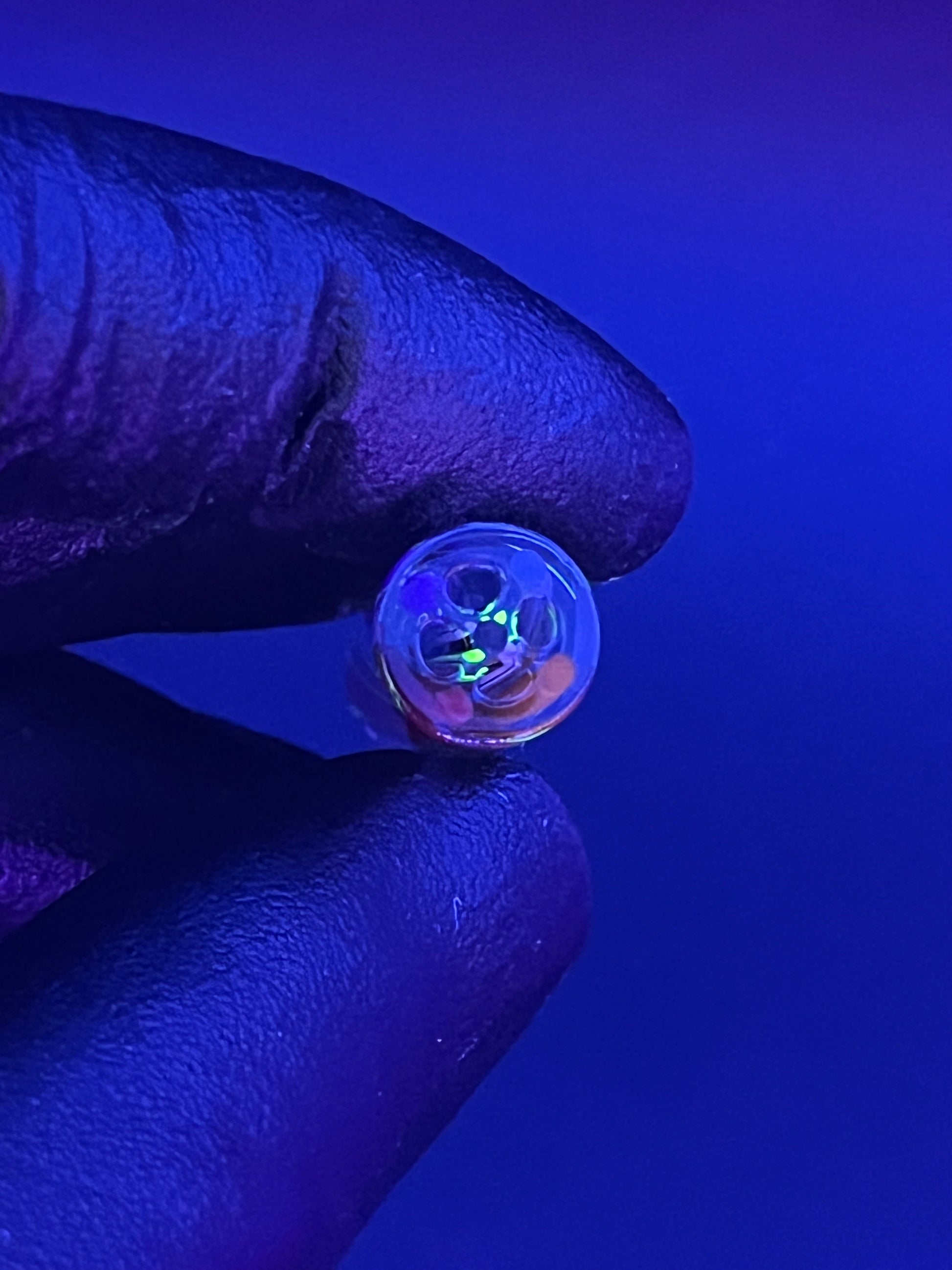 11mm - UV-Reaktiv - Brad B. - USA