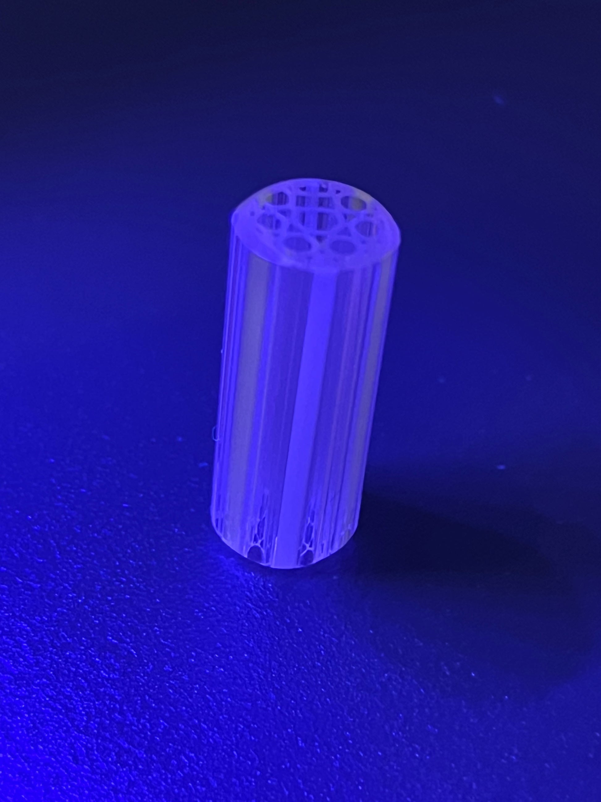 9,7mm - UV Reaktiv - Freeek Glass - USA