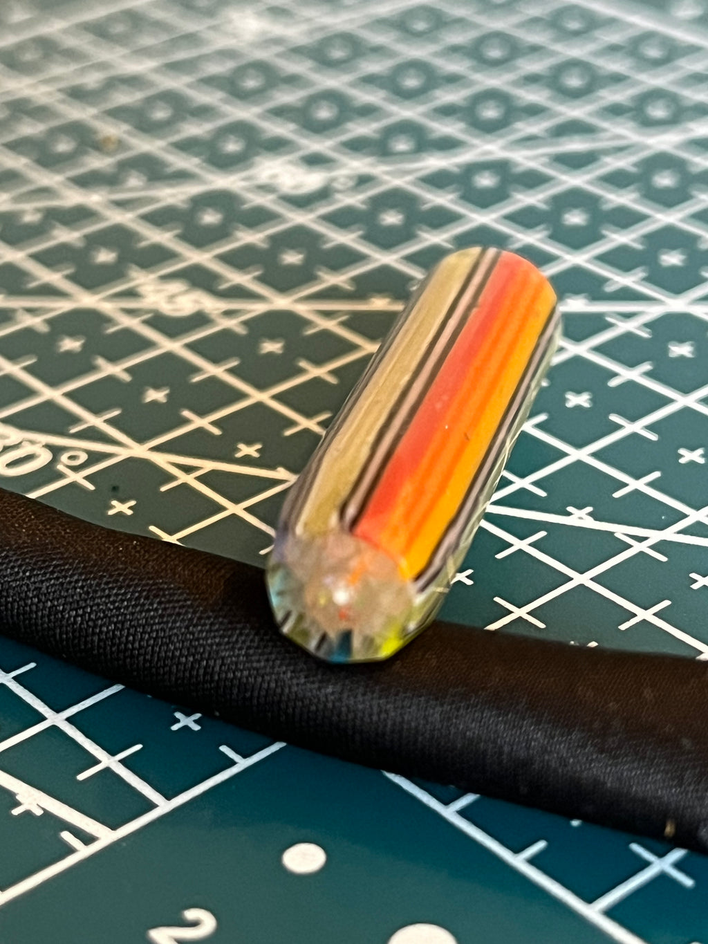 10mm - WYG Glass - Heritage Dichro - UV - Faceted