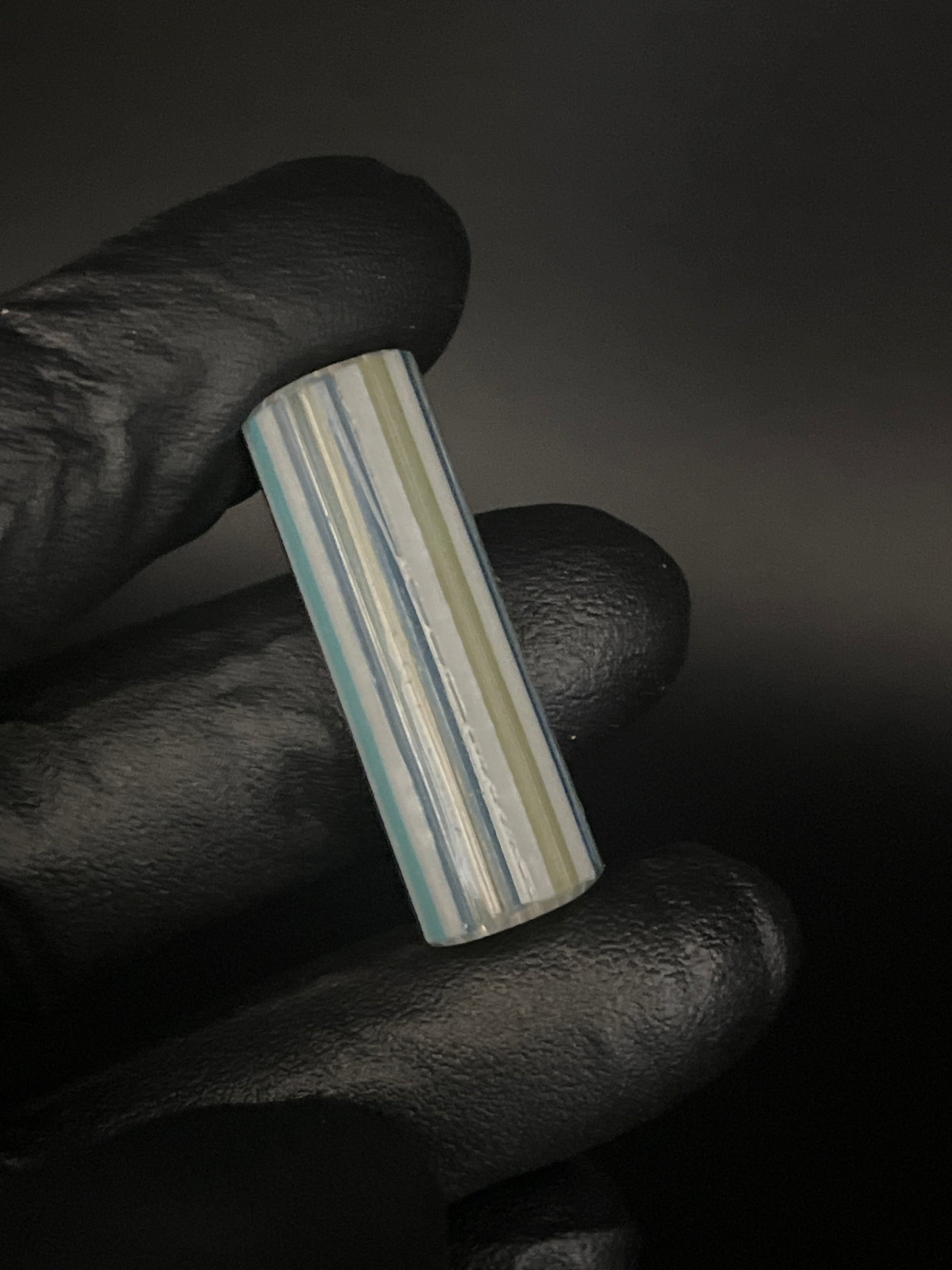 11,5mm - UV Reaktiv - Freeek Glass - USA