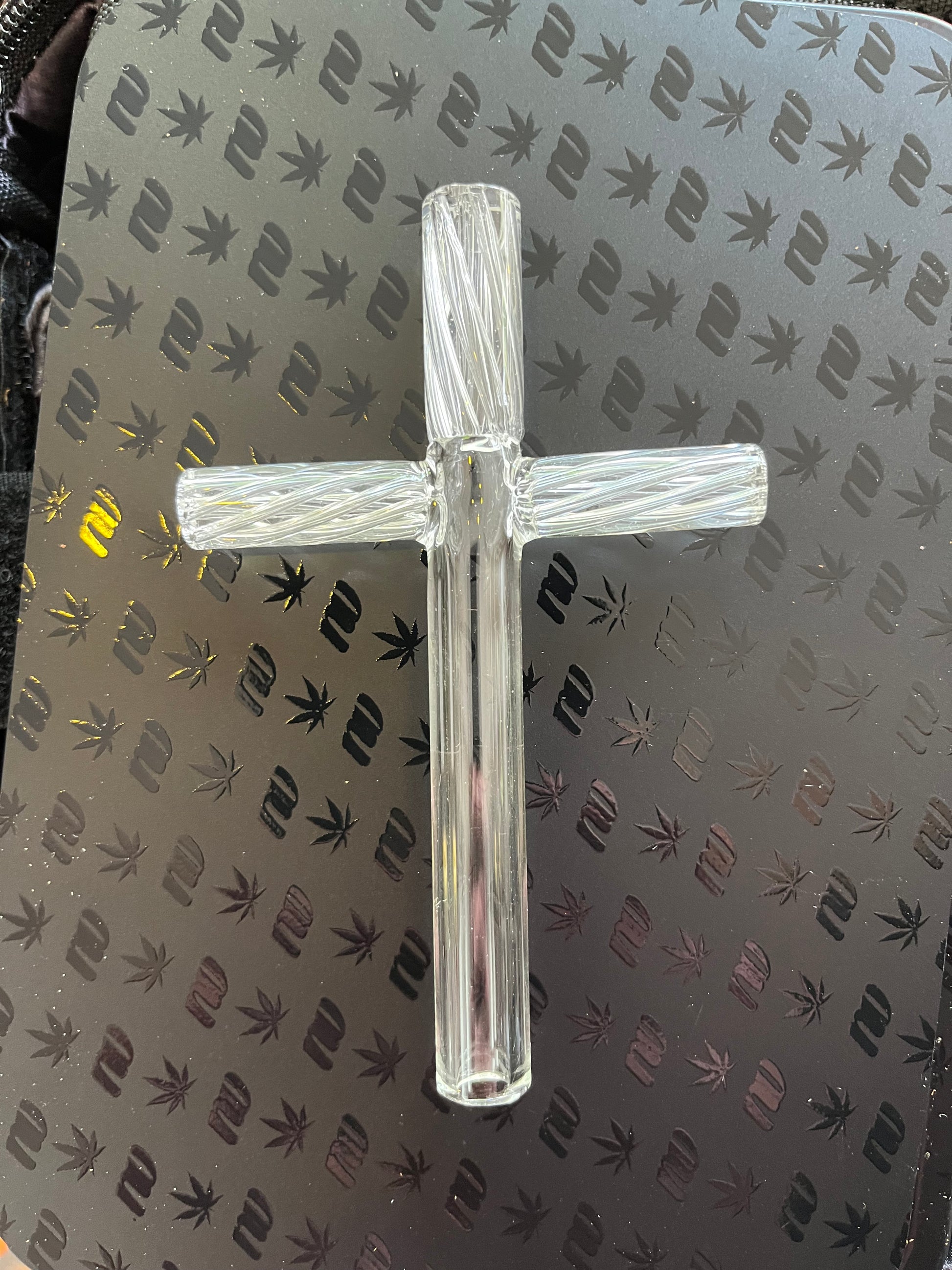 Glas Tip Kreuz