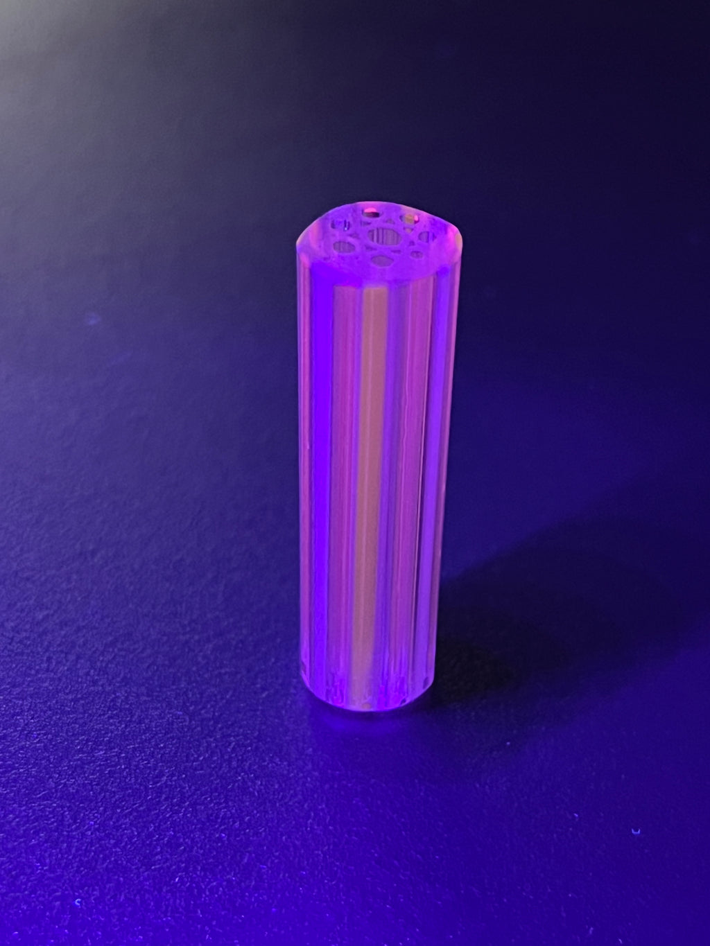 9,9mm - XT - UV Reaktiv - Freeek Glass - USA