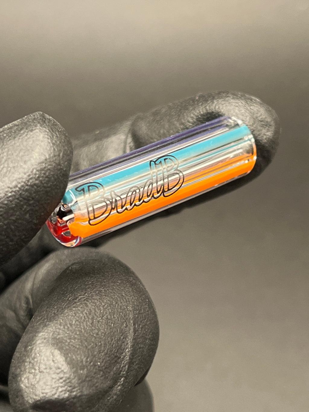 11mm - UV Reaktiv  - Brad B - USA