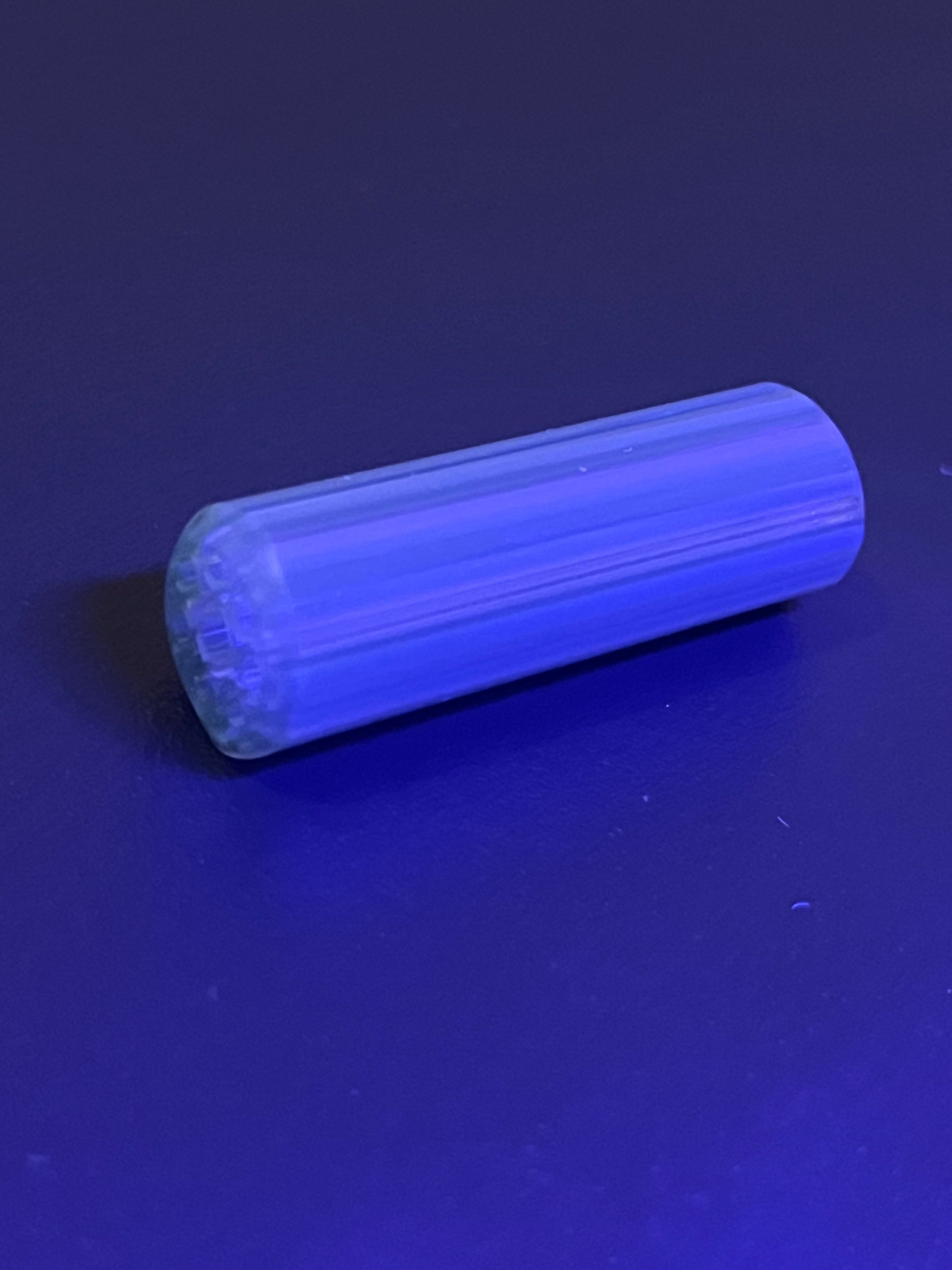 10,5 auf 11,5mm  - XT - UV Reaktiv - Freeek Glass - USA