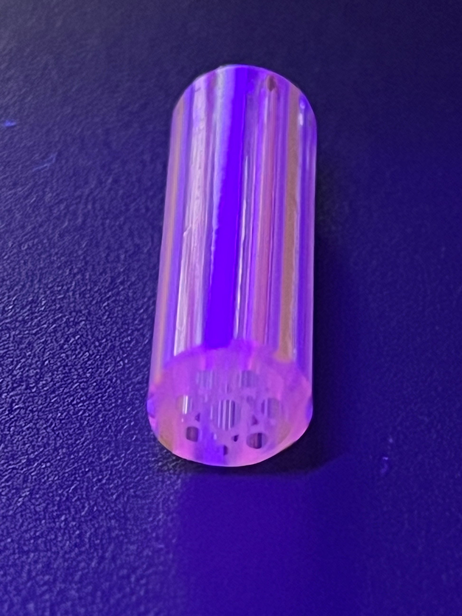 9,9mm - XT - UV Reaktiv - Freeek Glass - USA