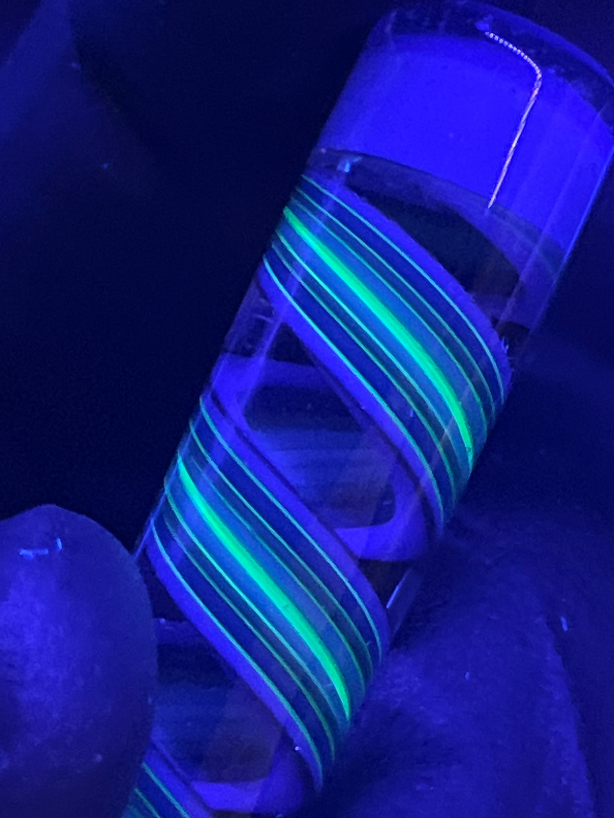 Packer - UV-Reaktiv - Brad B. - Usa