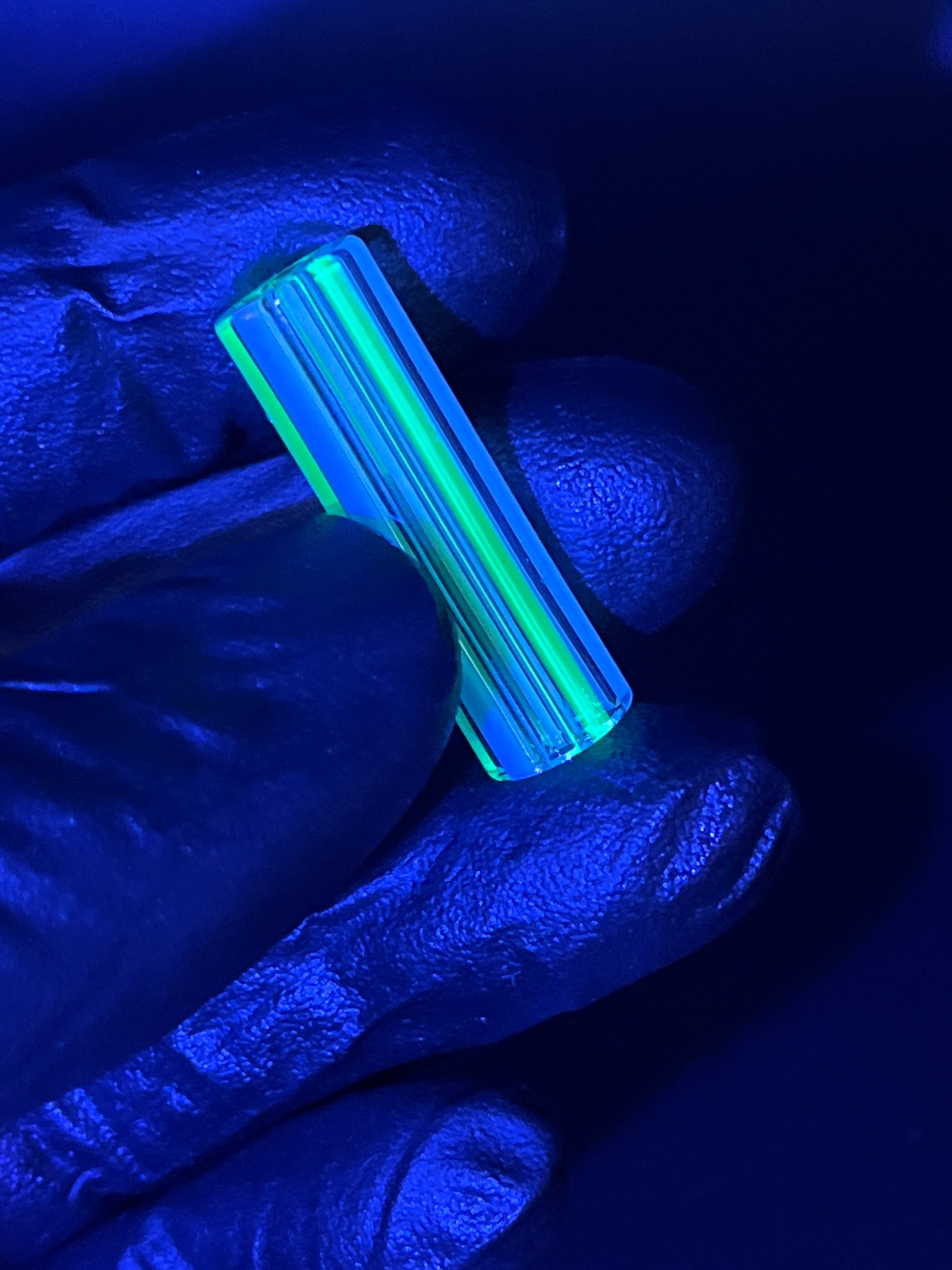 9,8mm - UV-Reaktiv - Brad B. - USA