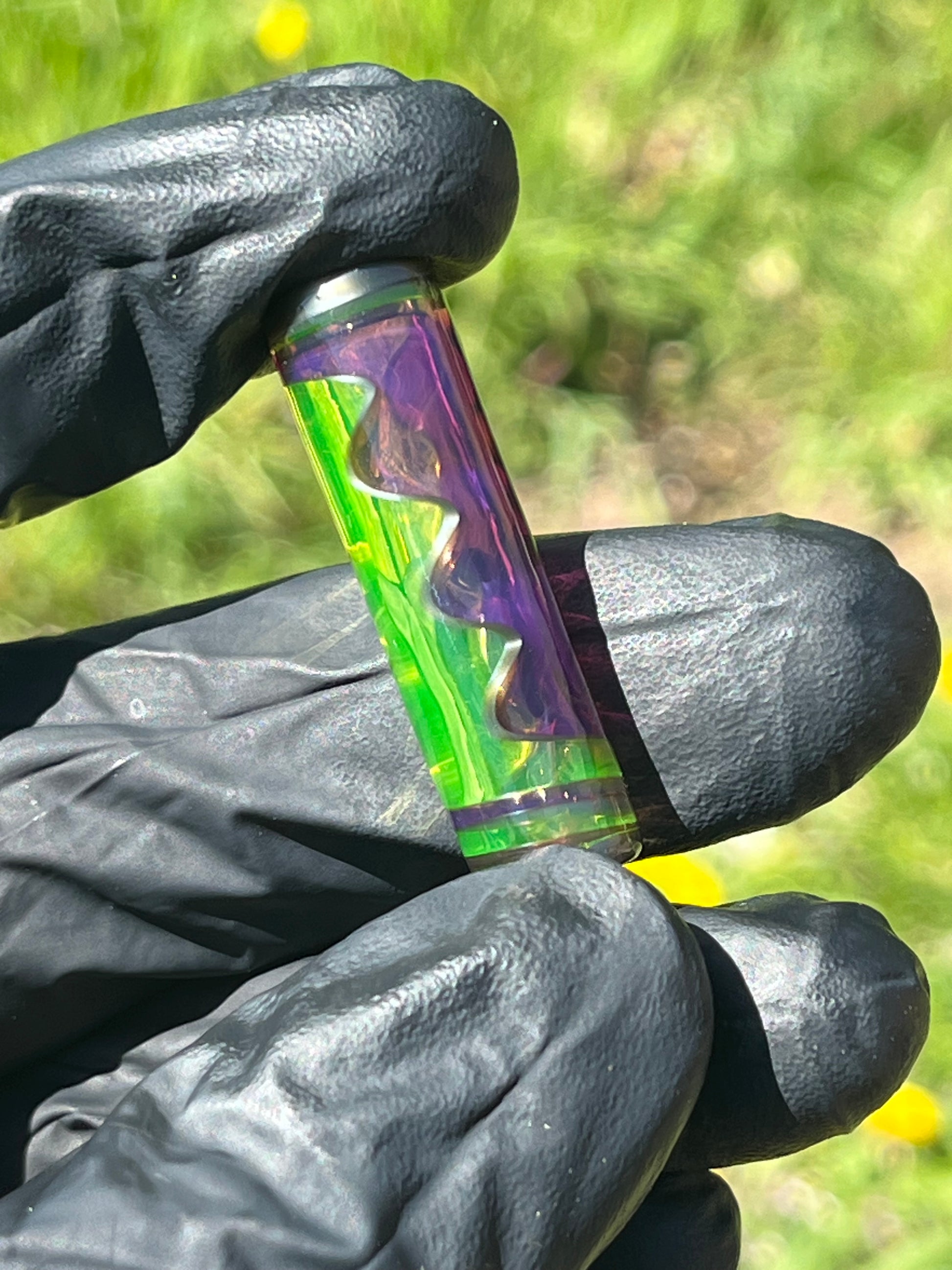 11mm - UV Reaktiv - Brad B - USA