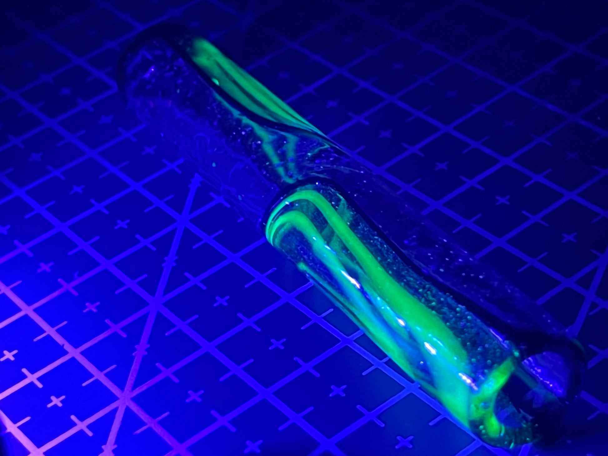 12,2mm - UV Reaktiv - Brad B - USA