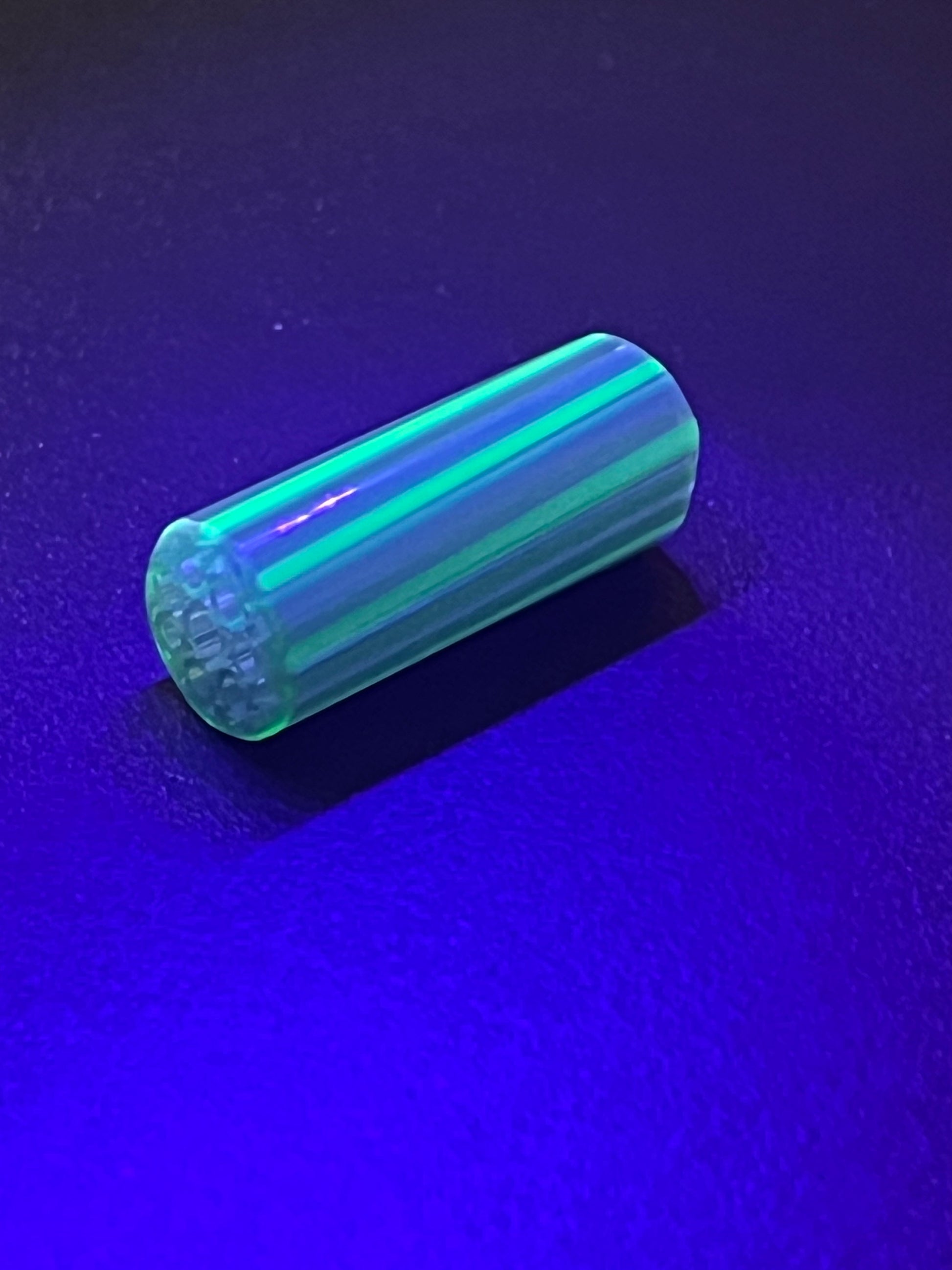 10mm - UV Reaktiv - Freeek Glass - USA