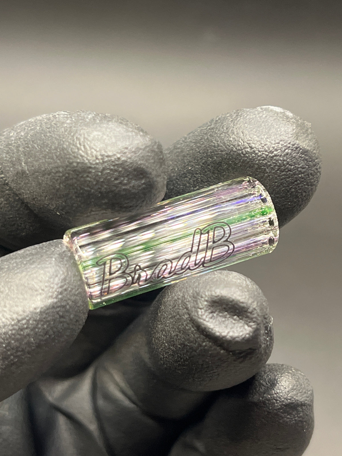 11mm - UV Reaktiv  - Brad B - USA