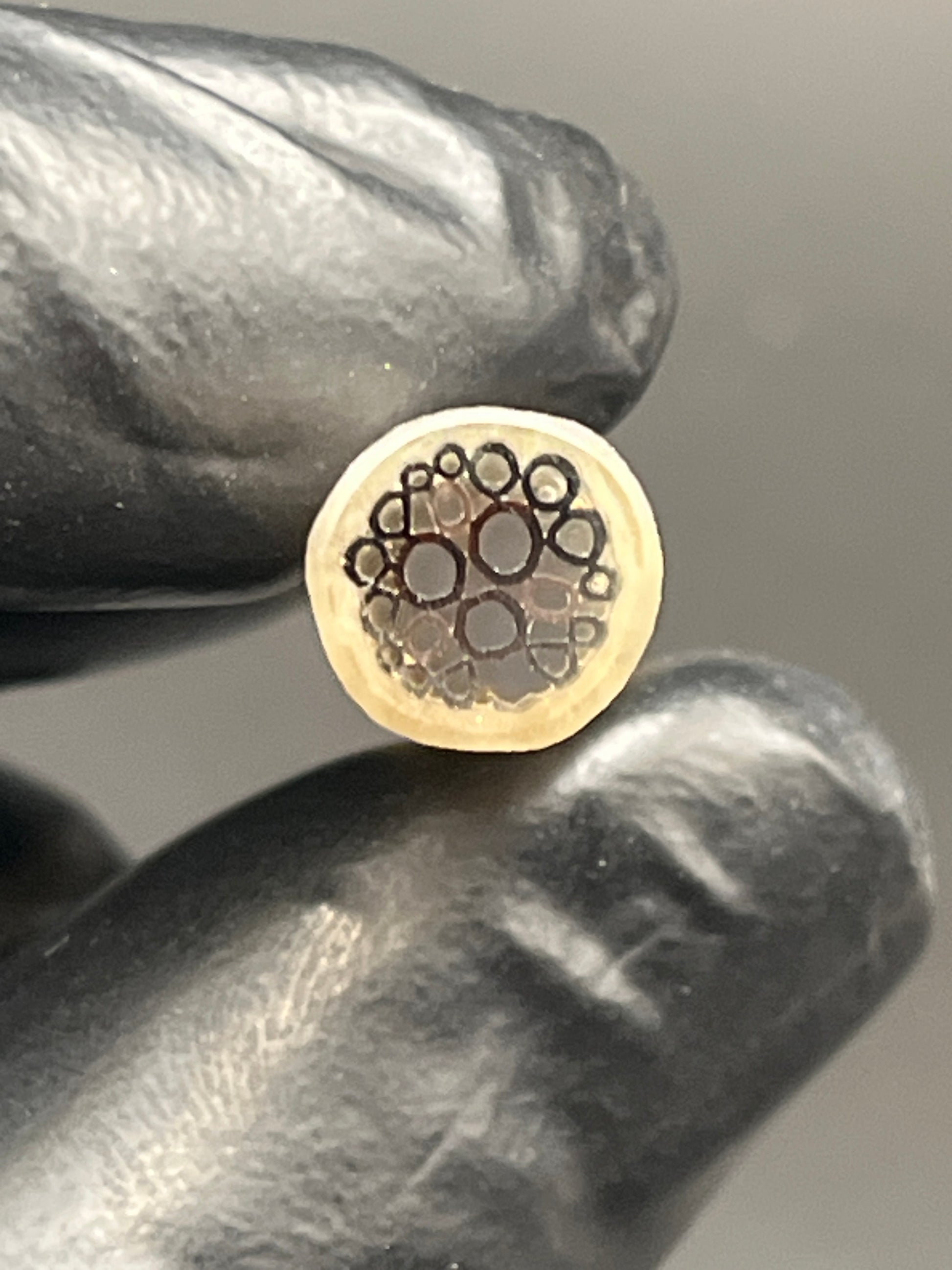 10mm - XXT - UV Reaktiv - Freeek - USA
