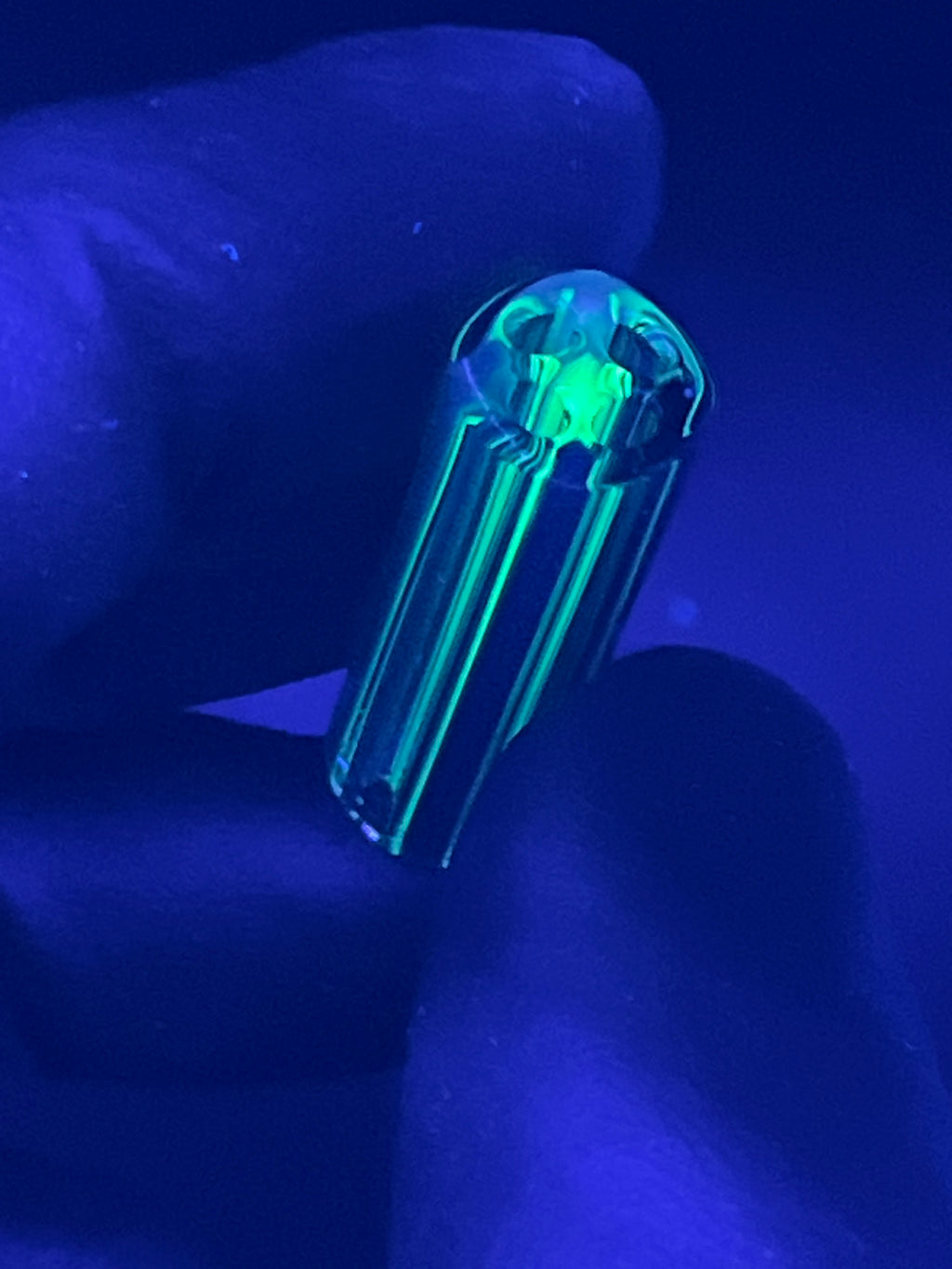 10mm - UV Reaktiv  - Brad B - USA