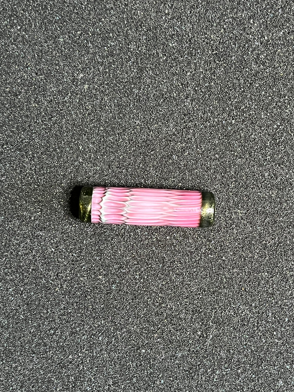 12,2 x 43,8mm
- Unikat von Shubuh USA