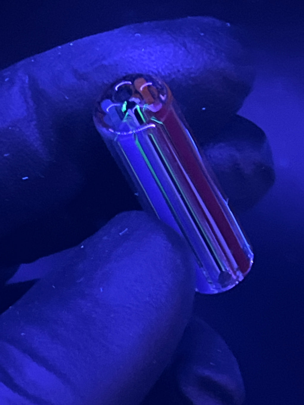 11mm - UV Reaktiv  - Brad B - USA