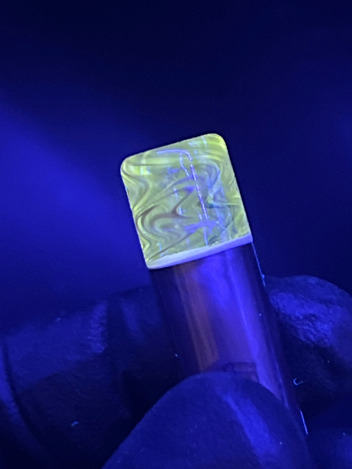 11,5mm - UV Reaktiv - Brad B - USA