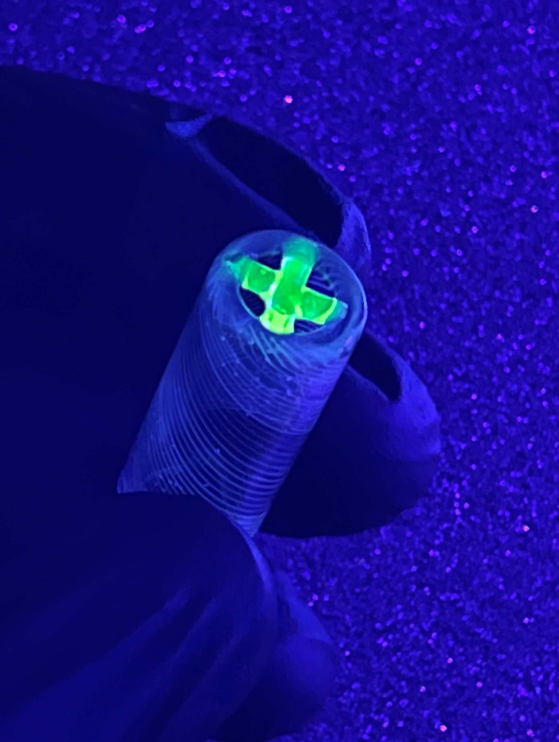 12,6mm  - UV - BradBGlass - Oasis Flamework - USA