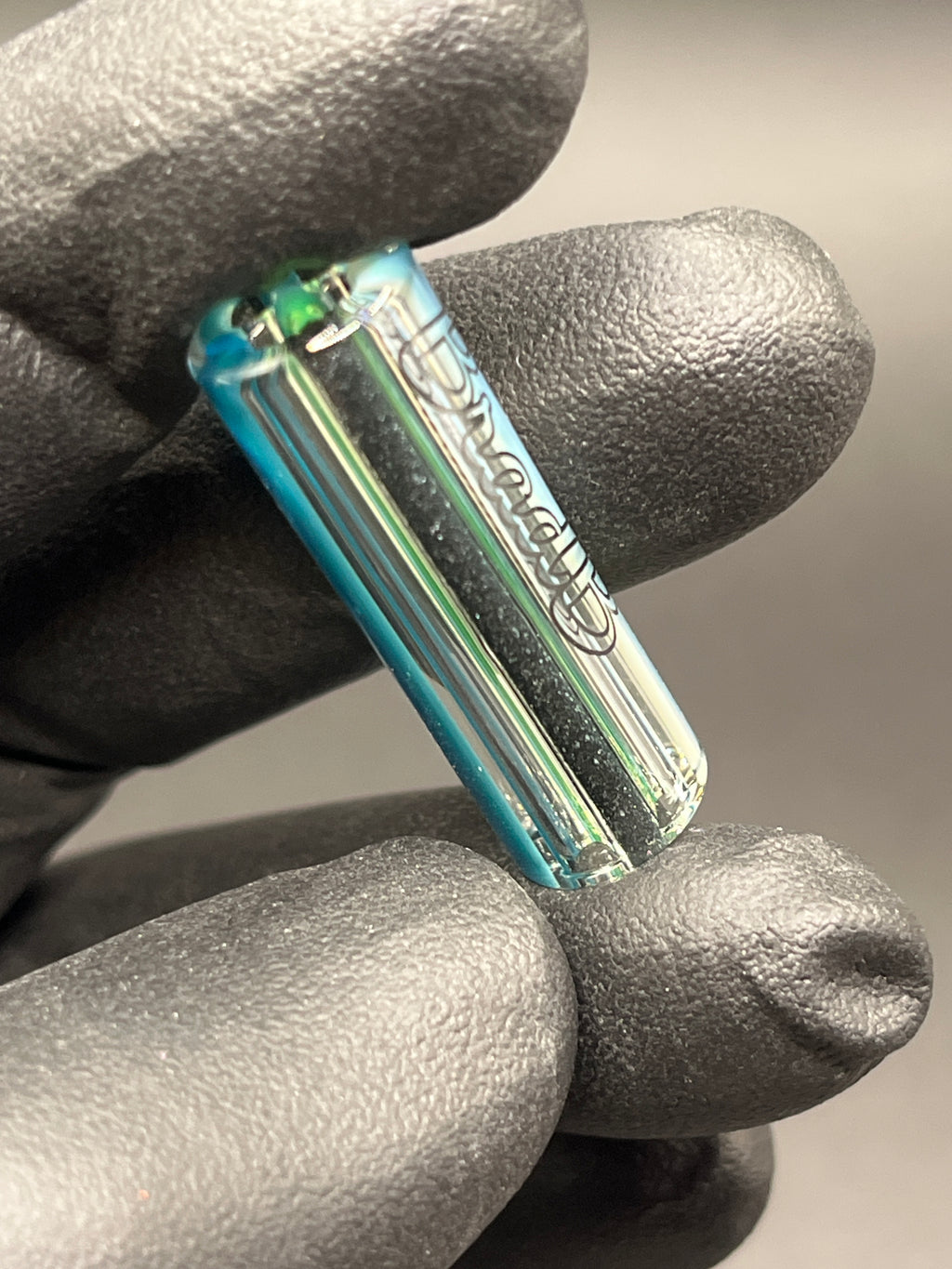 11mm - UV Reaktiv  - Brad B - USA