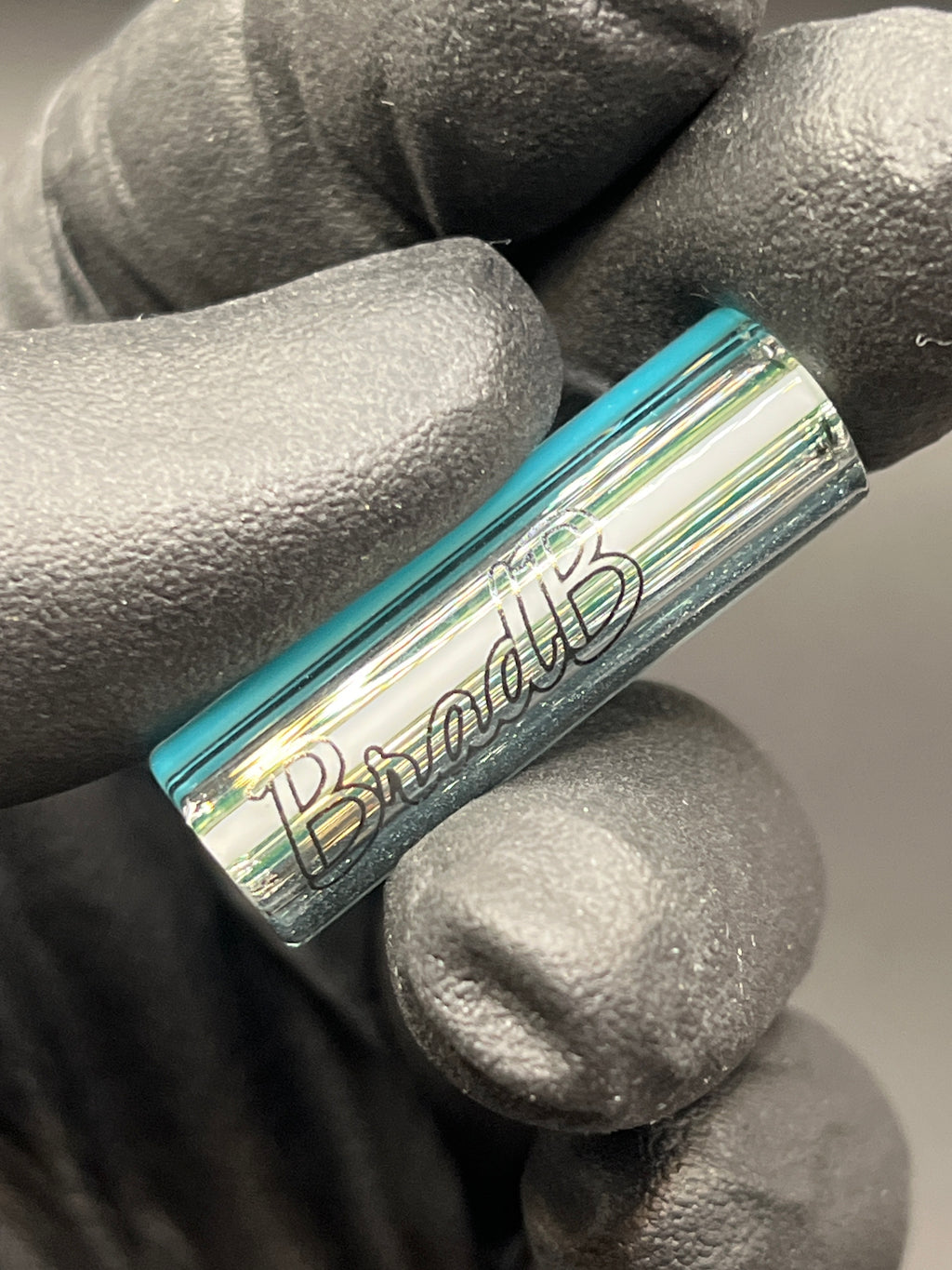 11mm - UV Reaktiv  - Brad B - USA