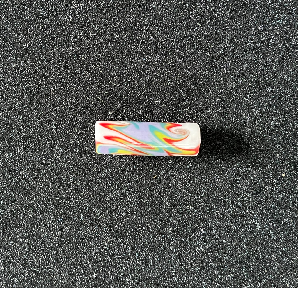9,9 x 30,2 mm - Unikat von Melty Glass