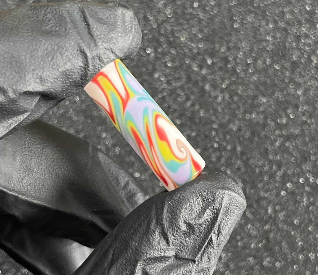 9,9 x 30,2 mm - Unikat von Melty Glass