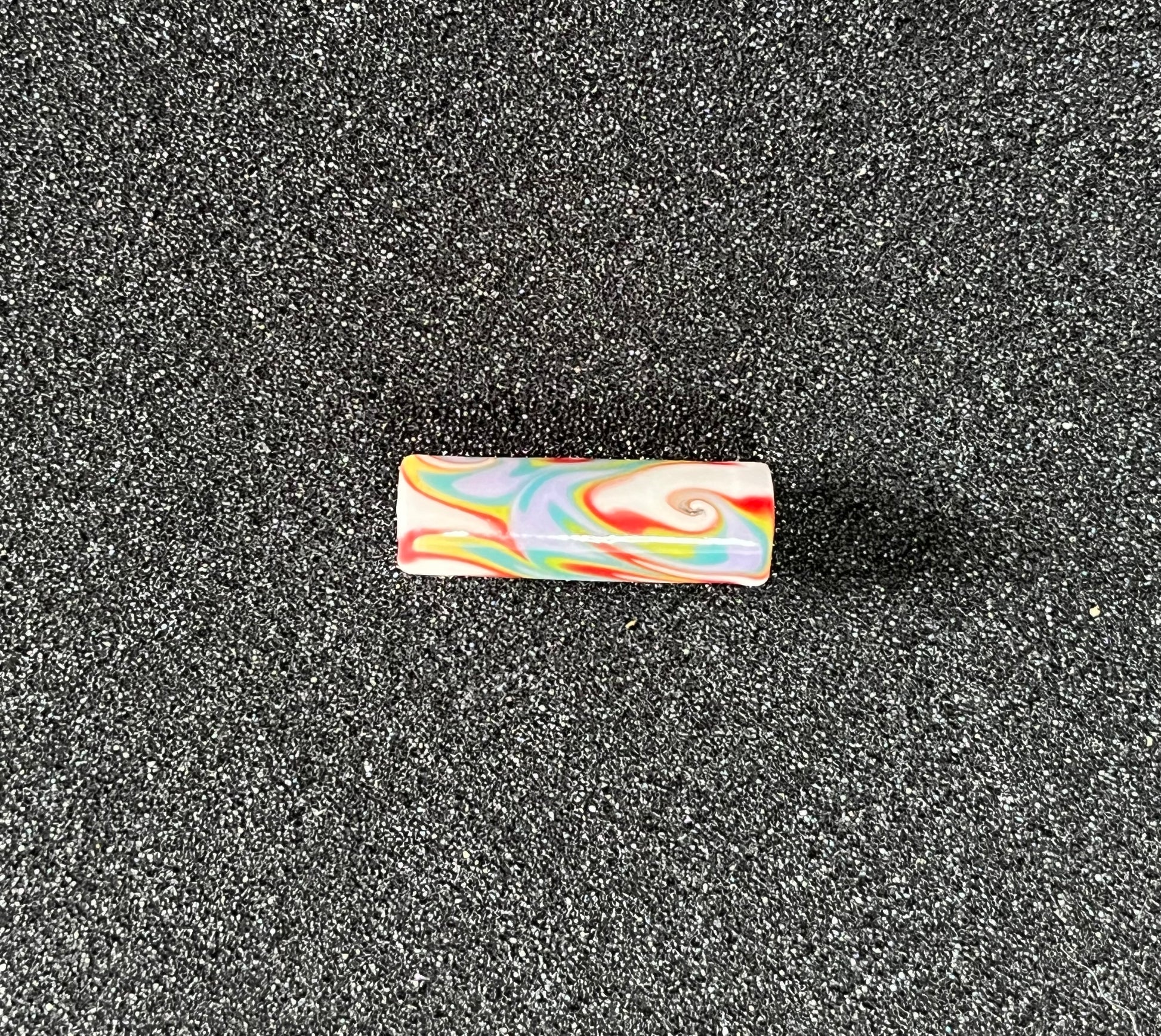 9,9 x 30,2 mm - Unikat von Melty Glass