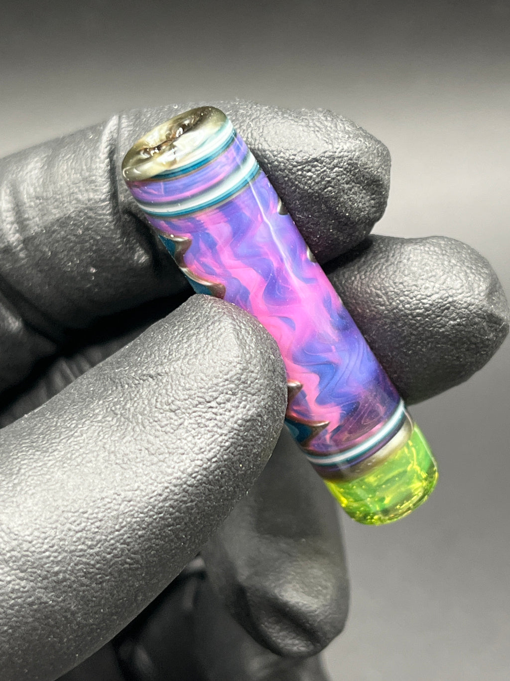 11mm - UV Reaktiv - Brad B - USA