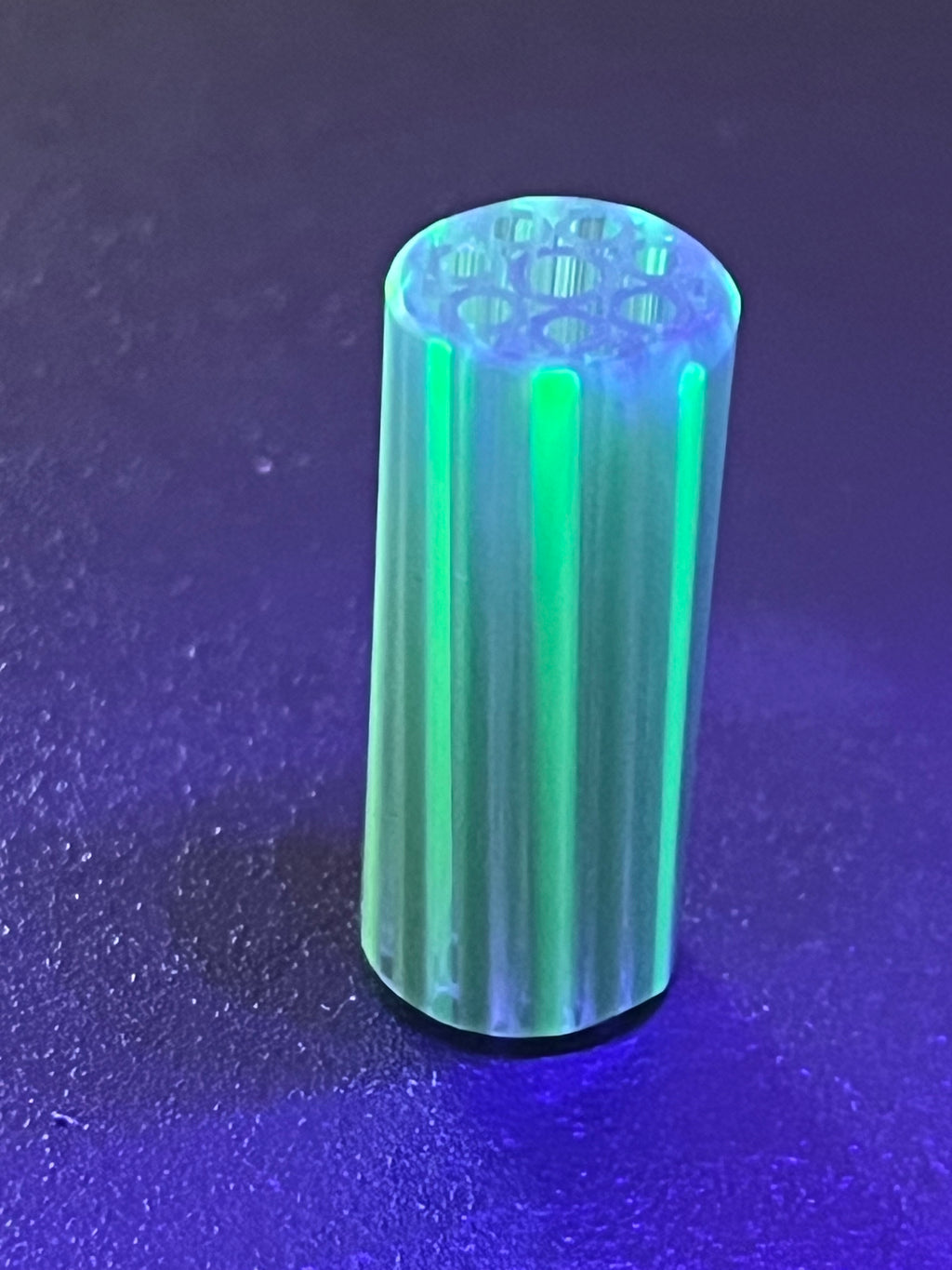 10mm - UV Reaktiv - Freeek Glass - USA