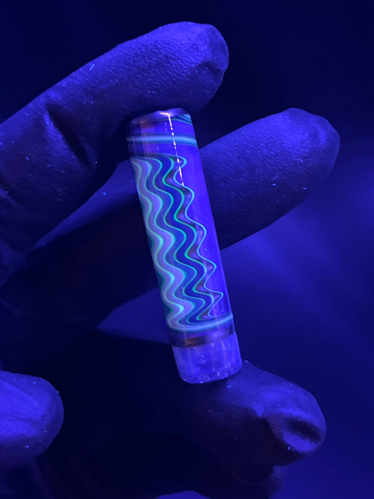 11mm - UV Reaktiv - Brad B - USA